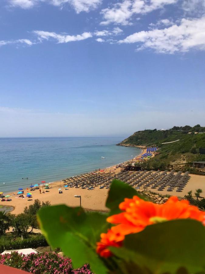 Appartamenti E Stanze Onde Blu Le Castella  Dış mekan fotoğraf